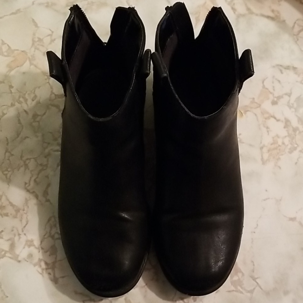 Kids boots